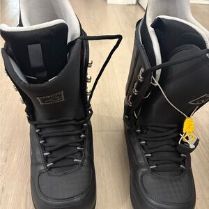 Burton Men's Black Snowboarding Boots